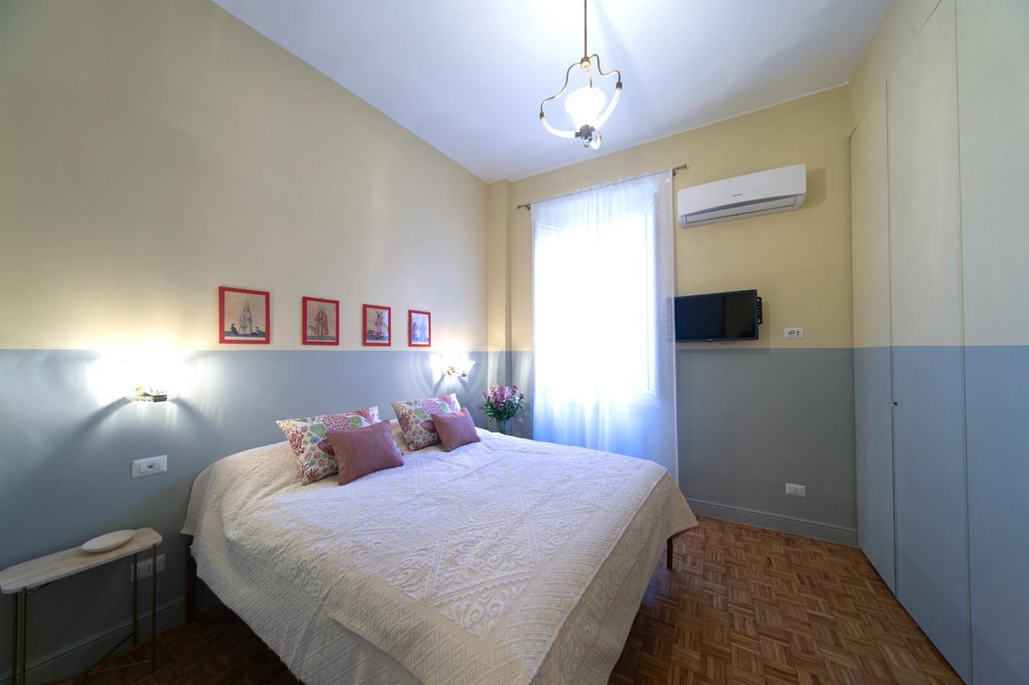 Bernini Stay, Next To Trevi Fountain روما المظهر الخارجي الصورة